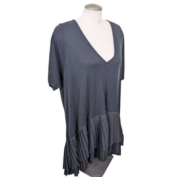 In Every Story Penningtons Short Sleeve Dress Black Plus 4X Pleated Hem Popover - Picture 2 of 6